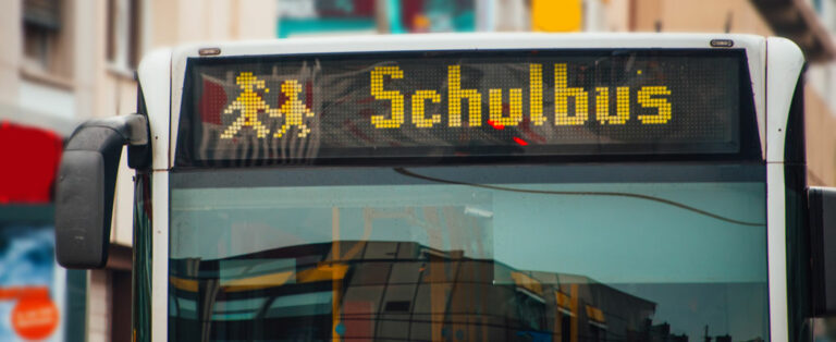 Schulbus