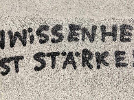 Corona-Leugner verlieren Steuerprivileg