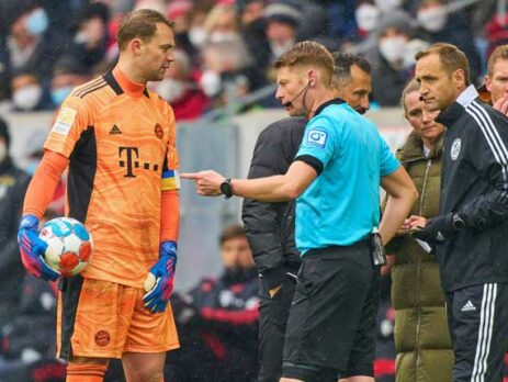 Ein Wechselfehler des FC Bayern sorgt für Aufregung gesorgt.